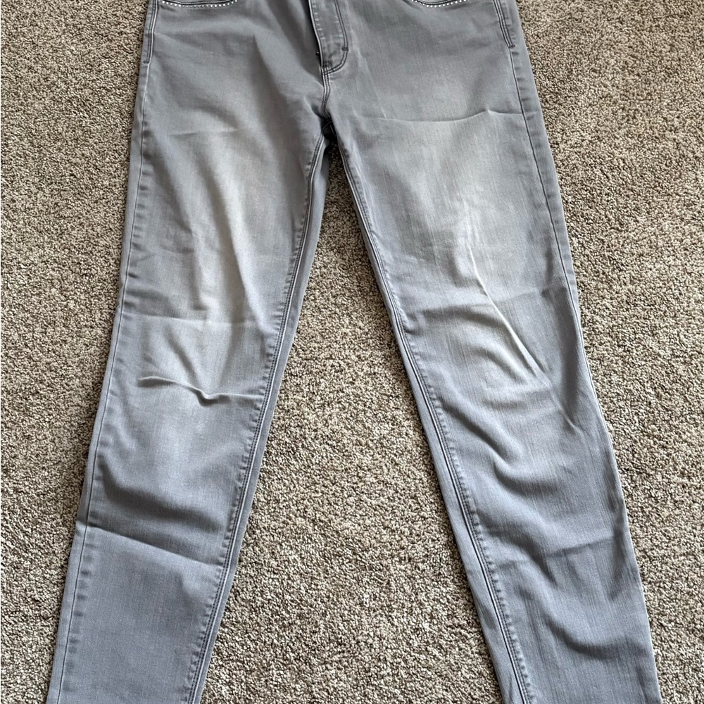 White House/Black Market 6R Skinny Leg Light Grey Embellished Jeans.